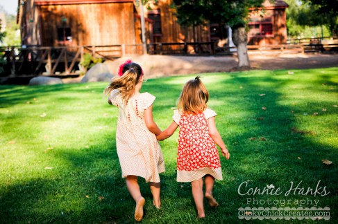 Connie Hanks Photography  //  ClickyChickCreates.com  //  vintage old time session featuring Curious Georgia dresses