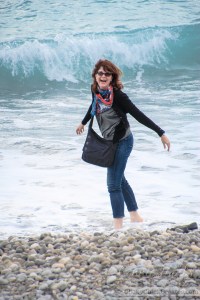 Connie Hanks Photography // ClickyChickCreates.com // carefree in the south of France - dipping toes in Mediterranean for the first time, Cote d'Azur