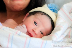 Connie Hanks Photography // ClickyChickCreates.com // newborn photography, hospital, fresh, new, baby