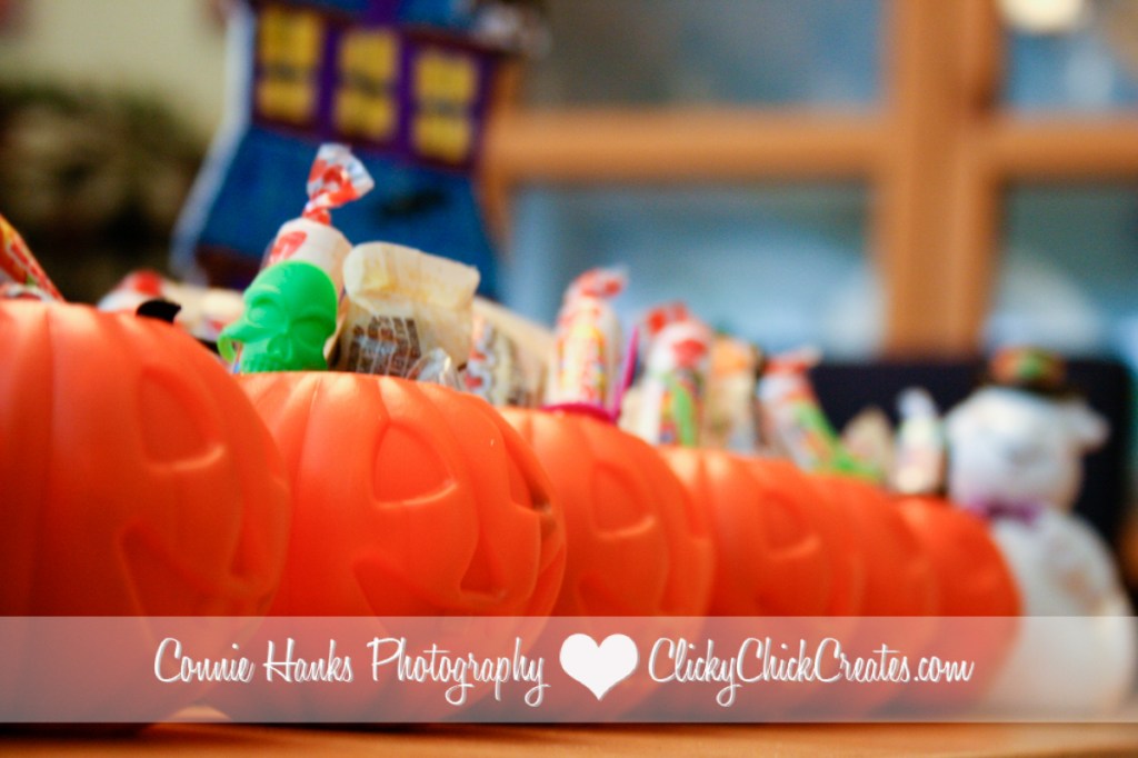 Connie Hanks Photography // ClickyChickCreates.com // Halloween treats