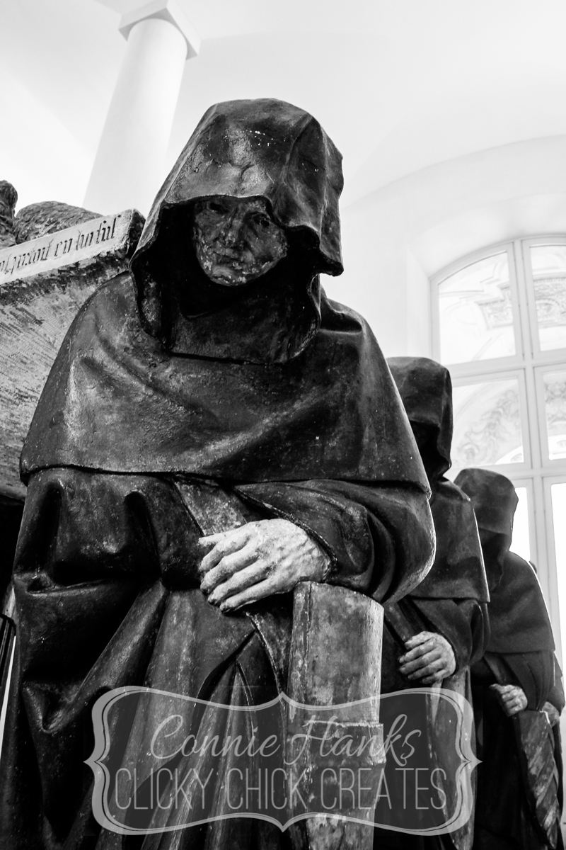 Connie Hanks Photography // ClickyChickCreates.com // eerie photos from the Louvre, Richelieu wing, monks carrying a fallen Crusader