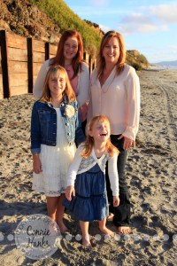 Connie Hanks Photography // ClickyChickCreates.com // family photos at the beach, mother and daughters