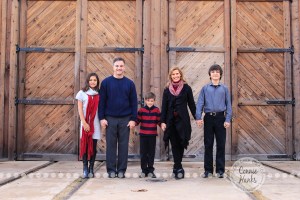 Connie Hanks Photography // ClickyChickCreates.com // family photos, rustic location, posh kids, trains