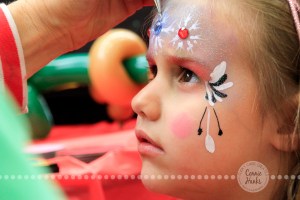 Connie Hanks Photography // ClickyChickCreates.com // JOY in the face of a 4-year old getting her face painted!