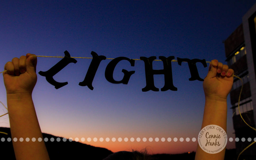 Connie Hanks Photography // ClickyChickCreates.com // light banner, sunset, silhouette, baby hands, little helper, #OLW, #CY365