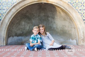 Connie Hanks Photography // ClickyChickCreates.com // Family photography, San Diego, Y Family, Balboa Park, arches