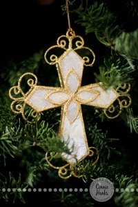 Connie Hanks Photography // ClickyChickCreates.com // Christmas, decorations, ornaments, diptychs, Advent