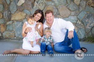 Connie Hanks Photography // ClickyChickCreates.com // multi-generation family on beach in Coronado Island