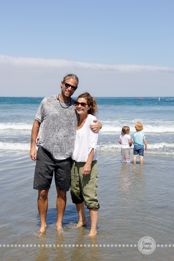 Connie Hanks Photography // ClickyChickCreates.com // San Diego family photo session, beach family photos, multi-generational, extended family, large family