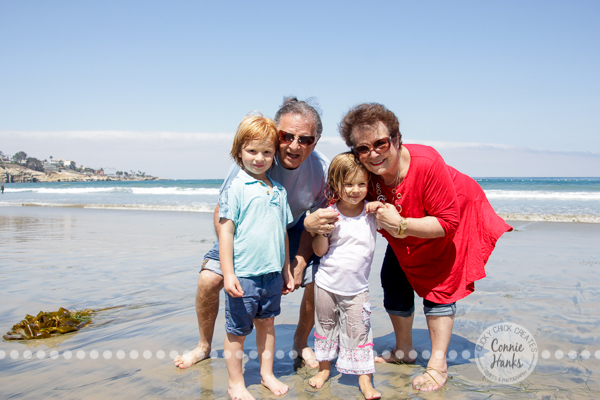 Connie Hanks Photography // ClickyChickCreates.com // San Diego family photo session, beach family photos, multi-generational, extended family, large family