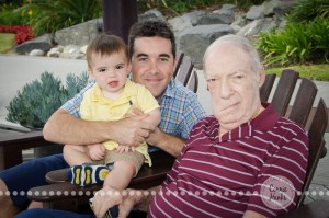 Connie Hanks Photography // ClickyChickCreates.com // San Diego family photo session, family photos, multi-generational, extended family, large family