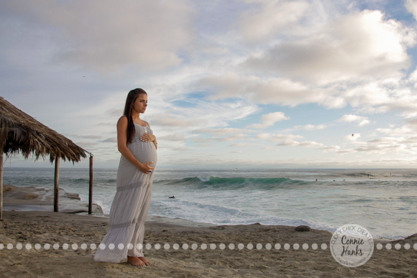Connie Hanks Photography // ClickyChickCreates.com // San Diego maternity photo session, beach maternity photos,
