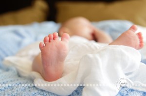 Connie Hanks Photography // ClickyChickCreates.com // San Diego newborn photography, family photo session, family photography, baby boy