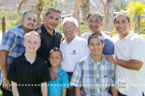 Connie Hanks Photography // ClickyChickCreates.com // San Diego family photo session, family photos, multi-generational, extended family, large family