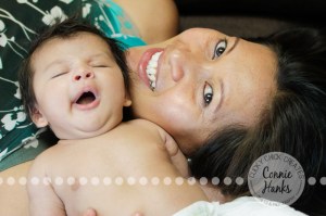 Connie Hanks Photography // ClickyChickCreates.com // San Diego newborn photography, family photo session, family photography, baby boy