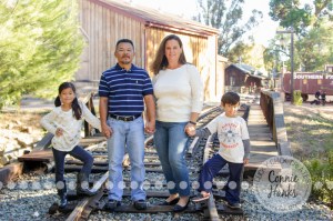 Connie Hanks Photography // ClickyChickCreates.com // San Diego family photo session, family photos,, Old Poway Park, real photos, family candids