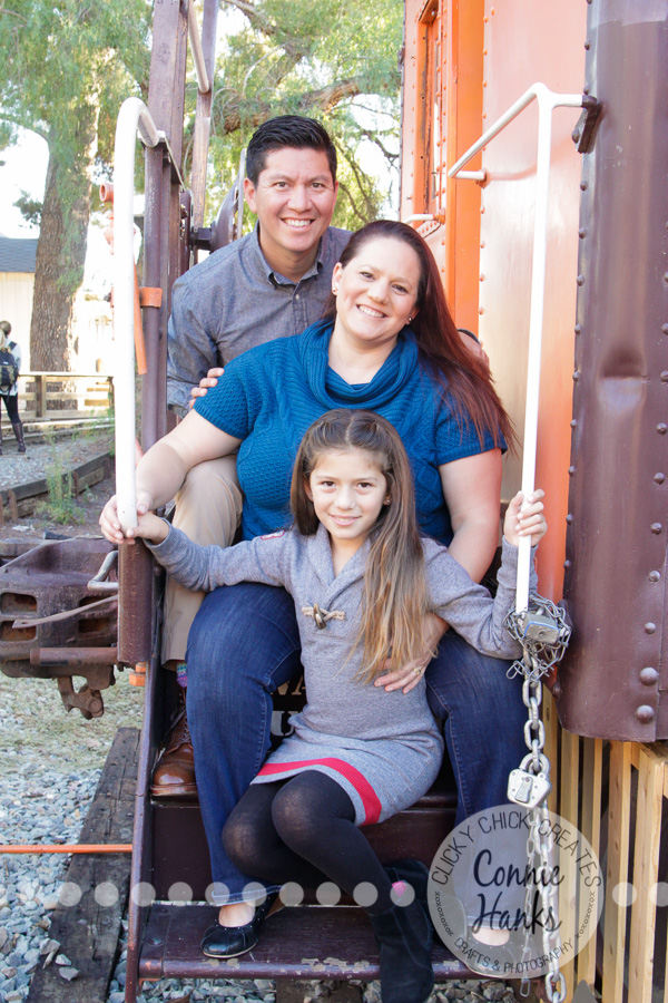 Connie Hanks Photography // ClickyChickCreates.com // San Diego family photo session, family photos,, Old Poway Park, real photos, family candids