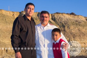 Connie Hanks Photography // ClickyChickCreates.com // San Diego family photography, family photo session, family photography, beach, outdoor, natural light, golden light