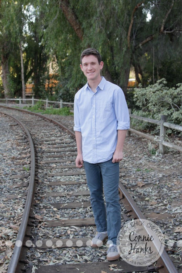 Connie Hanks Photography // ClickyChickCreates.com // San Diego photography, senior portraits, family photography, siblings