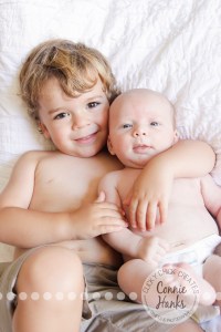 Connie Hanks Photography // ClickyChickCreates.com // newborn, San Diego newborn photography, family photo session, family photography, baby boy, siblings, brothers