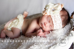 Connie Hanks Photography // ClickyChickCreates.com // newborn, baby photos, San Diego newborn photography, family photo session, family photography, baby girl, newborn girl, family, multi-generation family, extended family