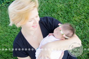 Connie Hanks Photography // ClickyChickCreates.com // newborn, baby photos, San Diego newborn photography, family photo session, family photography, baby girl, newborn girl, family, multi-generation family, extended family