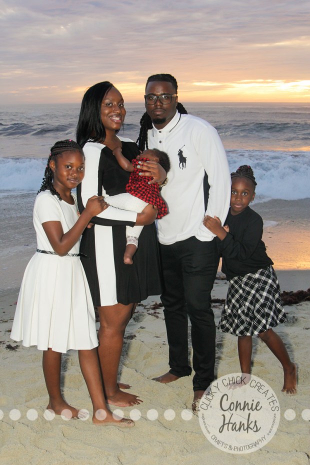 Connie Hanks Photography // ClickyChickCreates.com // family photos, San Diego family photography, family photo session, beach photography, beach sunset photography