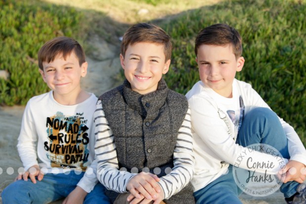 Connie Hanks Photography // ClickyChickCreates.com // family photos, San Diego family photography, sibling photos, beach photography, beach sunset photography, silhouettes