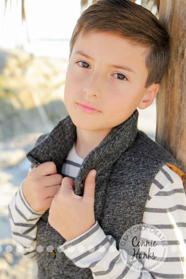 Connie Hanks Photography // ClickyChickCreates.com // family photos, San Diego family photography, sibling photos, beach photography, beach sunset photography, silhouettes