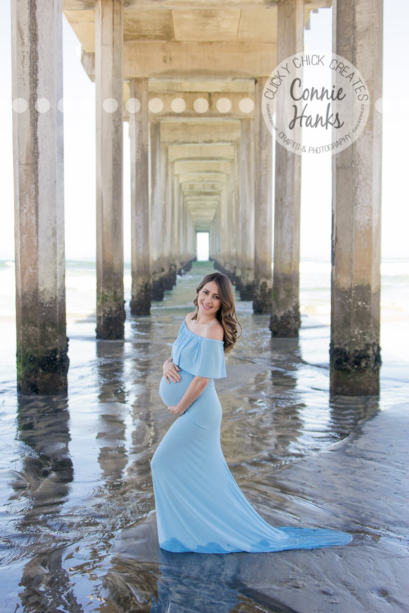 Connie Hanks Photography // ClickyChickCreates.com // maternity photos, belly photos, San Diego maternity photography, pregnancy photo session, maternity photography, beach, La Jolla, CA
