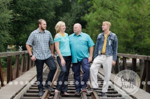 Connie Hanks Photography // ClickyChickCreates.com // family photos, San Diego family photography, multi-generation family photo session, extended family photography, siblings, rustic, Old Poway Park, barn doors