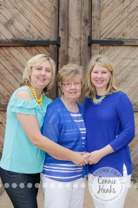 Connie Hanks Photography // ClickyChickCreates.com // family photos, San Diego family photography, multi-generation family photo session, extended family photography, siblings, rustic, Old Poway Park, barn doors