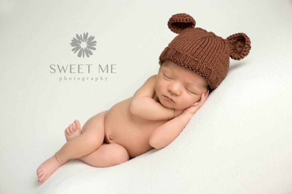 Sweet Me Photography // ClickyChickCreates.com // newborn photography, new baby photography, san diego newborn photography