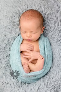 Sweet Me Photography // ClickyChickCreates.com // newborn photography, new baby photography, san diego newborn photography