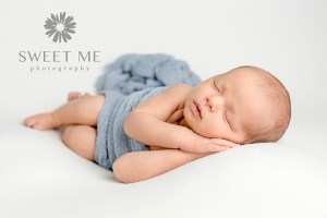 Sweet Me Photography // ClickyChickCreates.com // newborn photography, new baby photography, san diego newborn photography