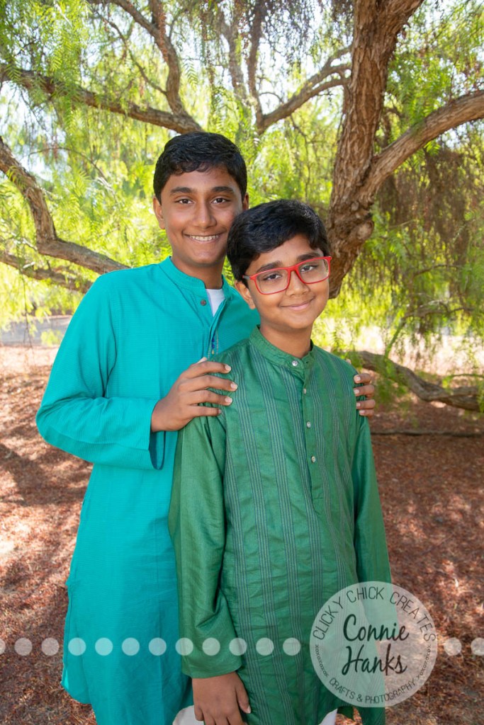 Connie Hanks Photography // ClickyChickCreates.com // family photos, San Diego family photography, family photo session, multi-generation family photography, sibling photo session, rustic, Los Penasquitos Canyon Preserve, rustic, canyon, woodlands, trees, green